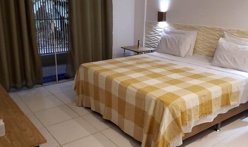 Отель Pousada Ibiza Náutica Angra Dos Reis