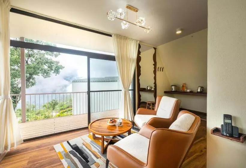 Hotelli Tomorrowland Farms And Suites