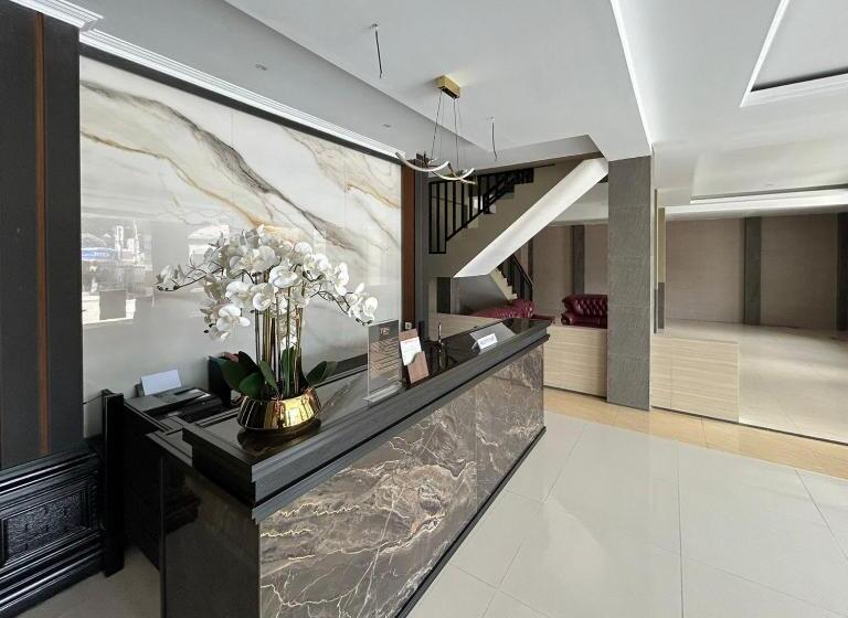 בית מלון כפרי Urbanview Twh Costel