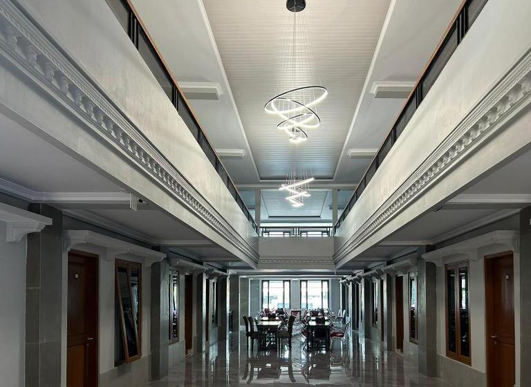 בית מלון כפרי Urbanview Twh Costel