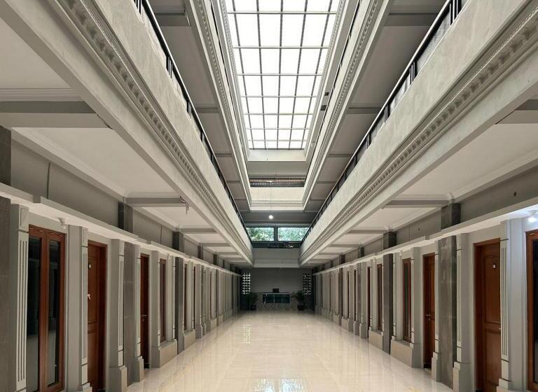 בית מלון כפרי Urbanview Twh Costel