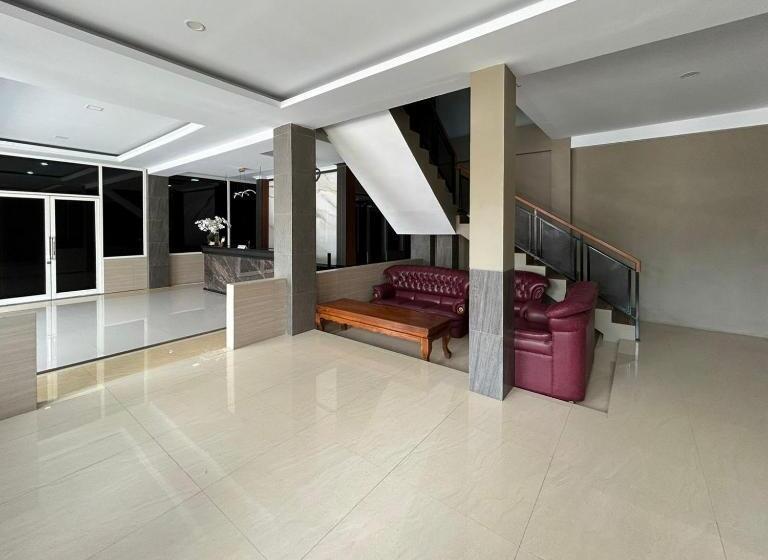 בית מלון כפרי Urbanview Twh Costel