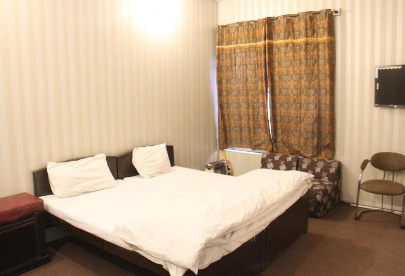 Malika Kohsar Hotel Murree