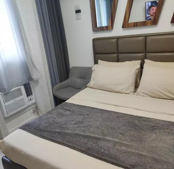 ユースホステル Azure North Condominium Pampanga By Monette