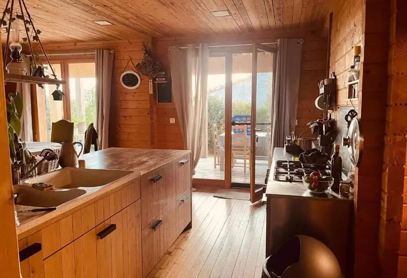 Aamiaismajoitus (B&B) Cottage Du Lac