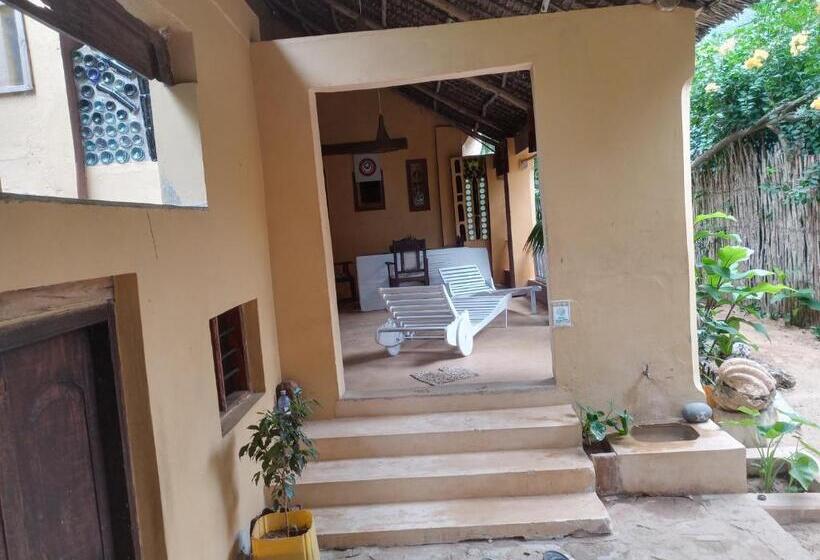 تختخواب و صبحانه Dune Sandcastle By Fatumas Tower