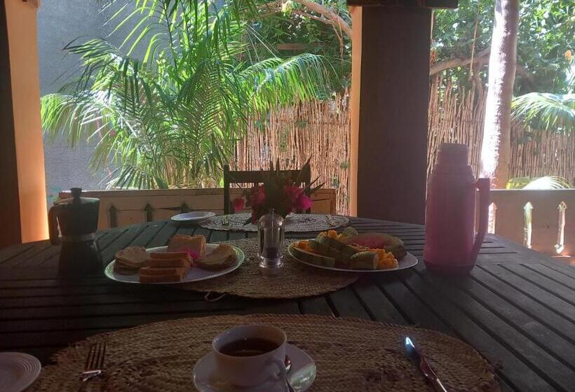 تختخواب و صبحانه Dune Sandcastle By Fatumas Tower