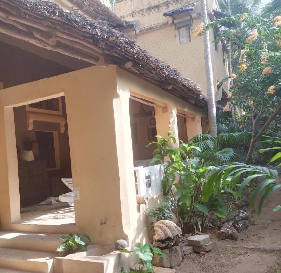 تختخواب و صبحانه Dune Sandcastle By Fatumas Tower