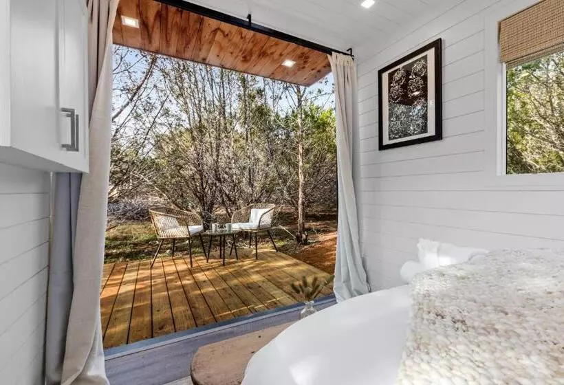Hotelli Cedar Haus