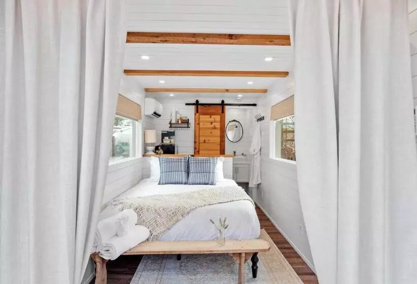 Hotelli Cedar Haus