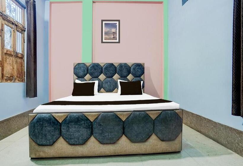 호텔 Oyo City Light