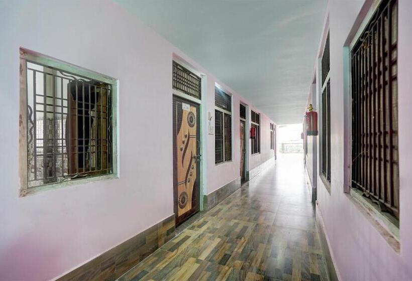 호텔 Oyo City Light