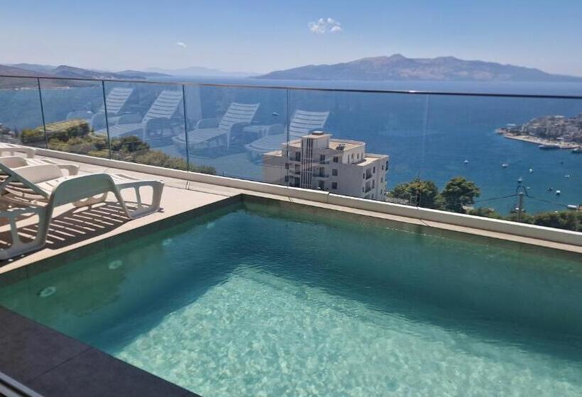 ホテル Sunset Shoreline Saranda   Sea View   Free Private Parking   Pool