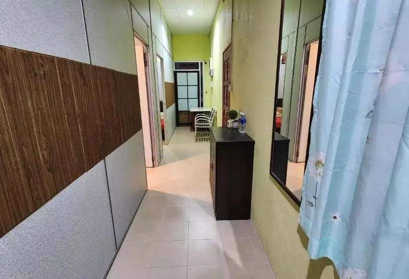 Motelli Lagenda Resthouse Cenang Beach