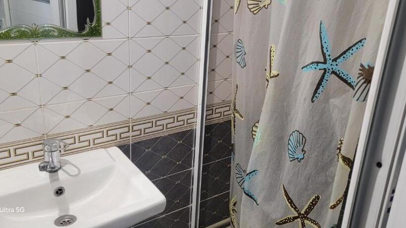 پانسیون Roma S Guesthouse