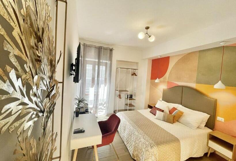 پانسیون Suites 167