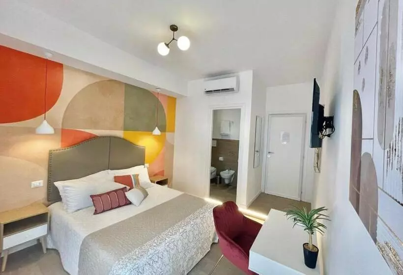 پانسیون Suites 167