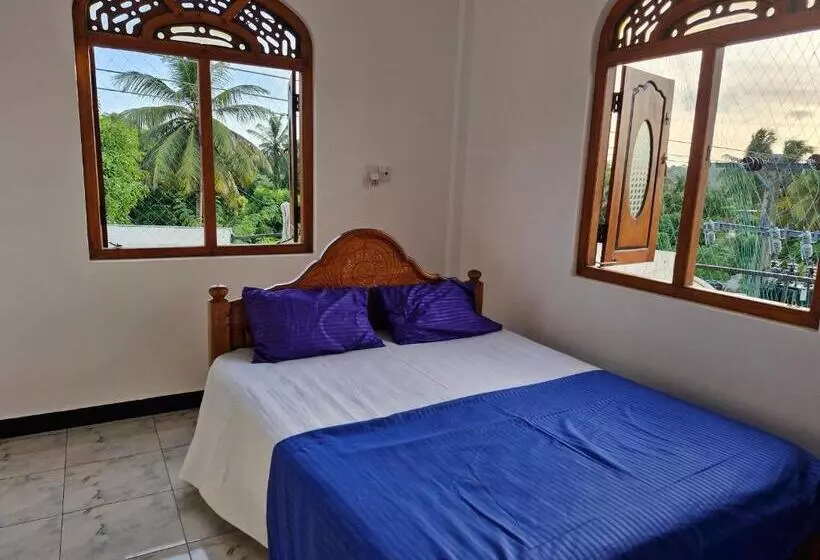 ペンション Vistara Trinco Guest House