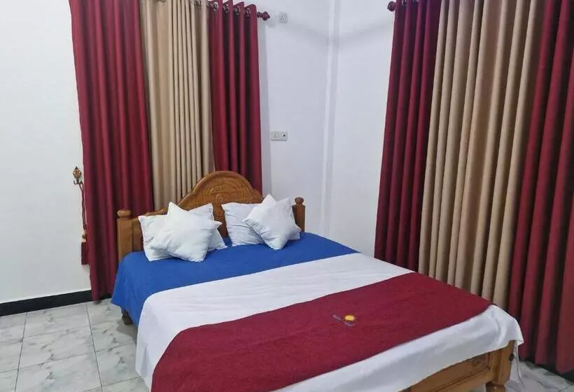 ペンション Vistara Trinco Guest House