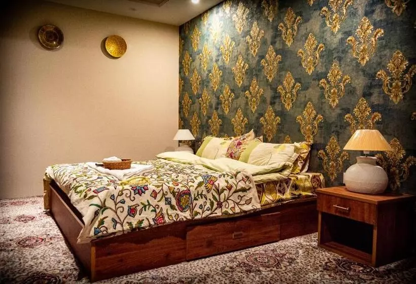 ペンション Zabarwan Peaks Guesthouse