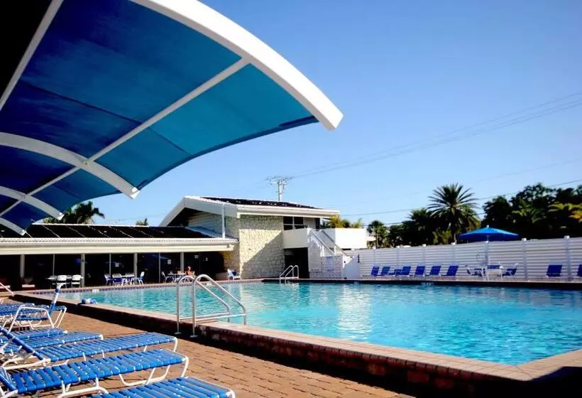 ユースホステル Siesta Key Haven   Beachside Pool Villa