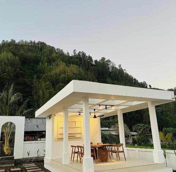 Bed and Breakfast Volcano Garden