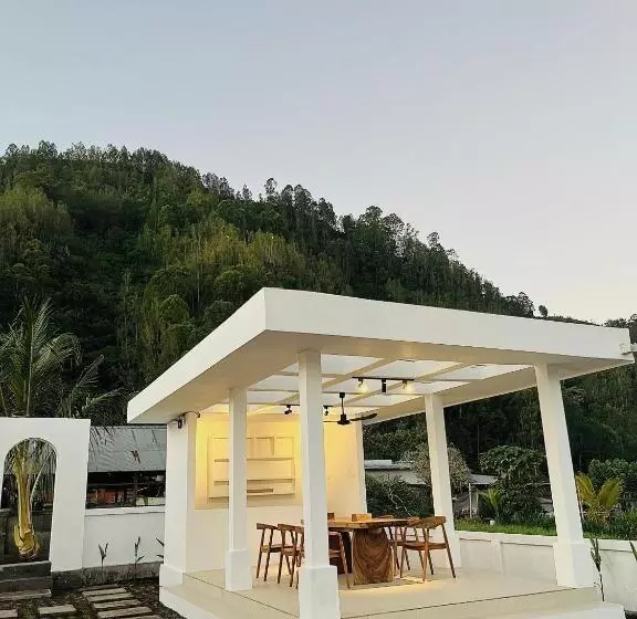 Aamiaismajoitus (B&B) Volcano Garden