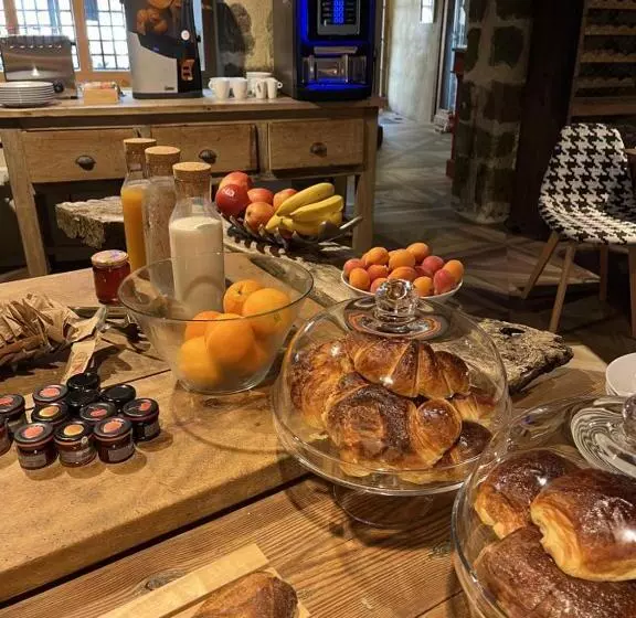 Hotelli Le 19 Chambre Chapelle 43m2   Centre Historique   Clim