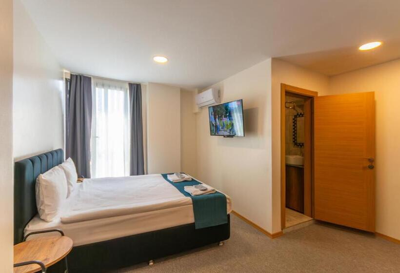 호텔 New Garden Airport