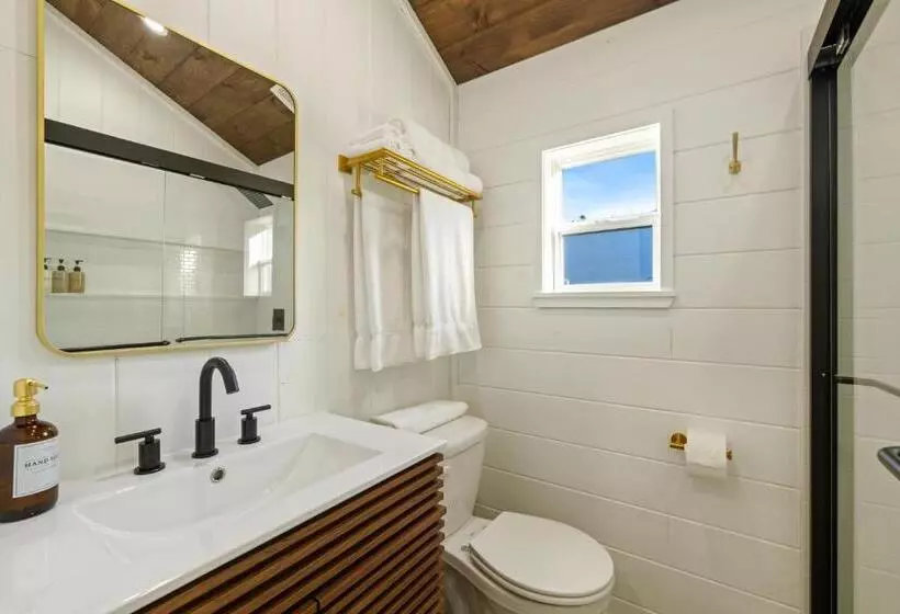 Hotelli Vista Verde Farm Retreat   Stylish Cabins Nearby Springs