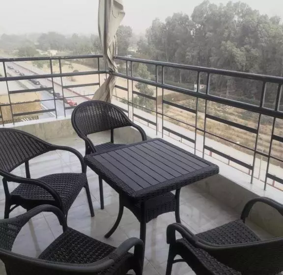 پانسیون Cairo Gem Budget Room 13minutes From The Airport Please Only Book Through Booking We Can T Offer Boo