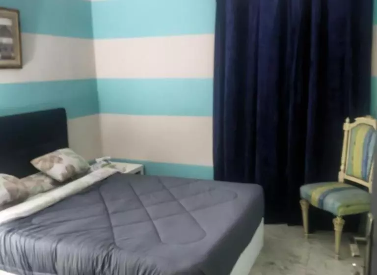 پانسیون Cairo Gem Budget Room 13minutes From The Airport Please Only Book Through Booking We Can T Offer Boo