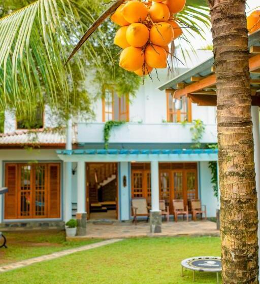 Pension The One Hikkaduwa