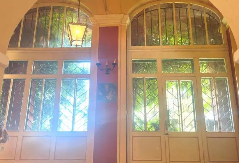 پانسیون Villa Picedi