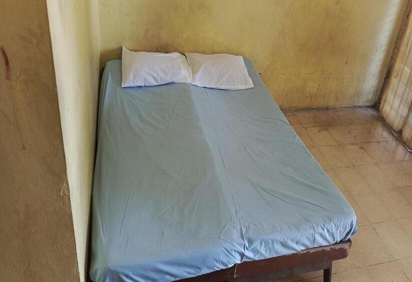 Spot On 94129 Hotel Agung Banjarnegara