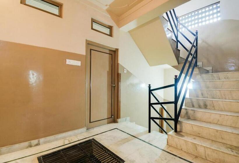 Spot On Hotel Rohan Palace