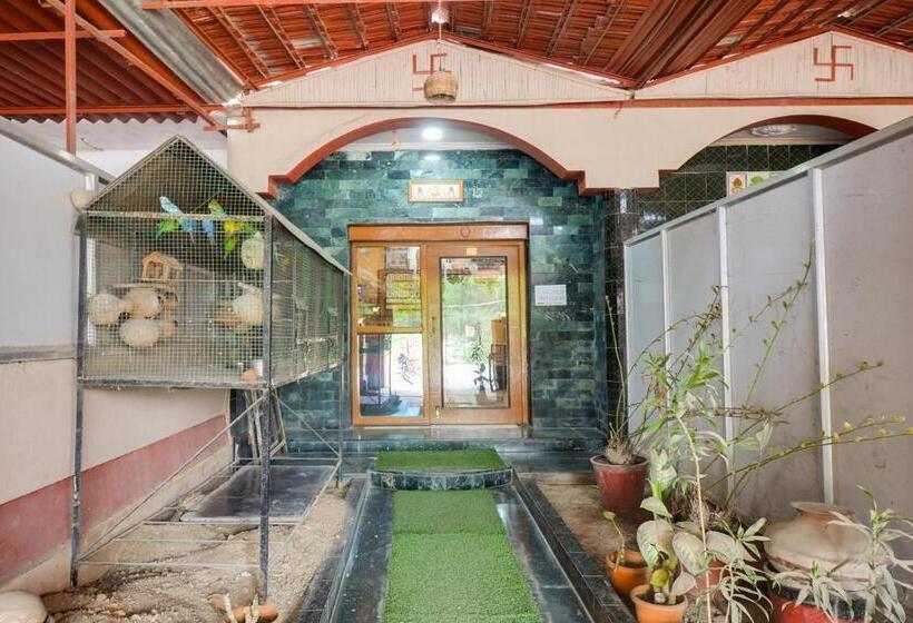 Spot On Hotel Rohan Palace