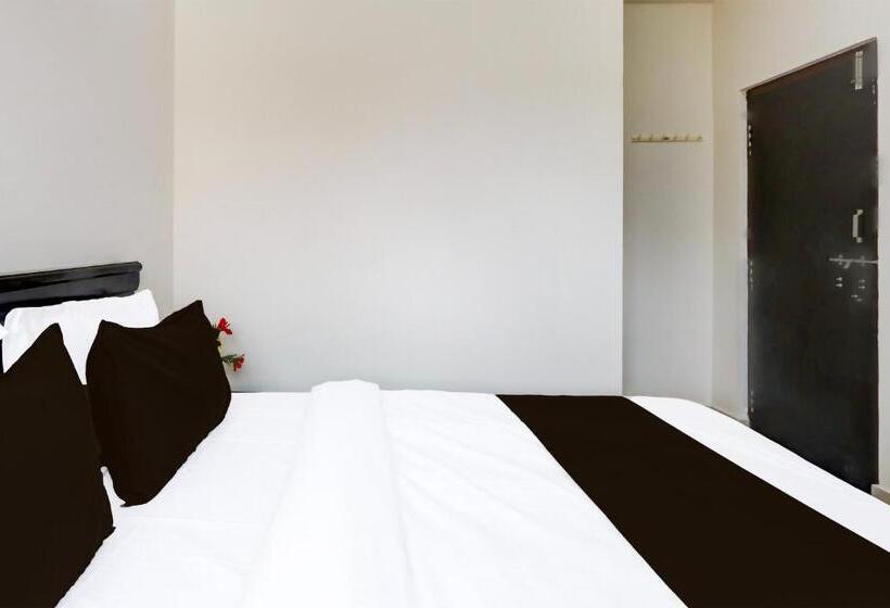 Super Hotel O Adibatla