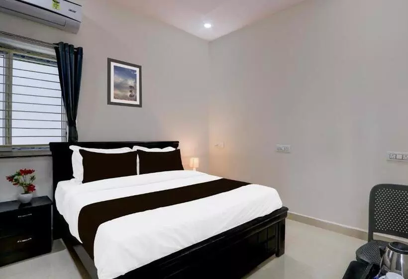 Super Hotel O Adibatla