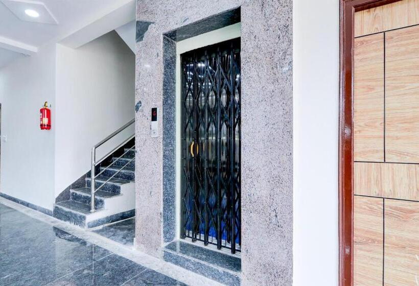 Super Hotel O Adibatla