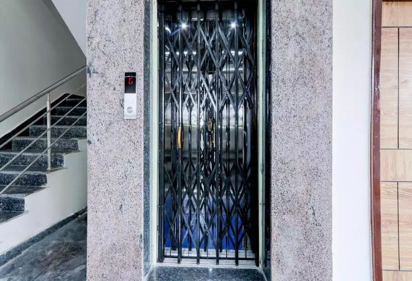 Super Hotel O Adibatla