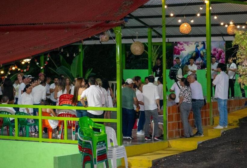 Otel Finca Turística Las Cabañas De Rovira