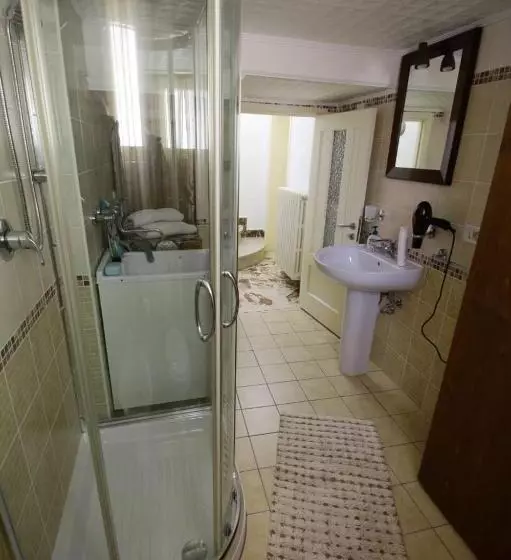 Majatalo Amuri Di Casa