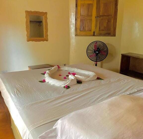 پانسیون Room In Cabin Cabana With Breakfast And Pool On The Beach