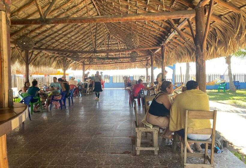 پانسیون Room In Cabin Cabana With Breakfast And Pool On The Beach