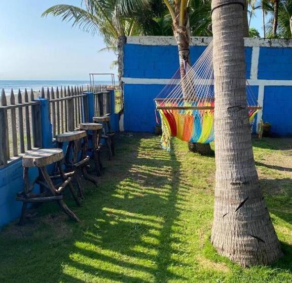 پانسیون Room In Cabin Cabana With Breakfast And Pool On The Beach