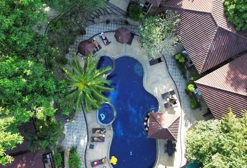 リゾートホテル Patong Beautiful Pool Villa