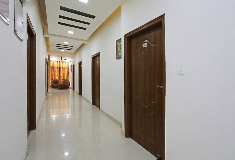 Hotel Fabexpress Dhawal Inn