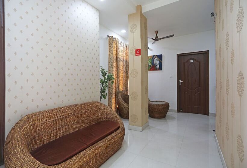 Hotel Fabexpress Dhawal Inn