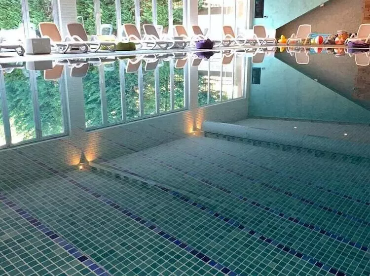Sandy Beach Resort